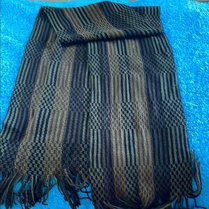 Checkered Scarf in Blue and Brown